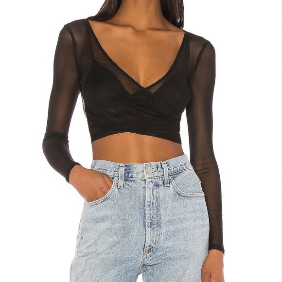 superdown Tops - Superdown || ‘masie mesh’ long sleeve crop || revolve